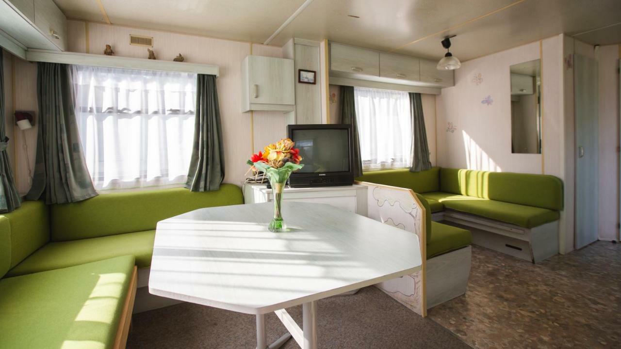 Letnisko Apartment Zwierzyniec Ngoại thất bức ảnh